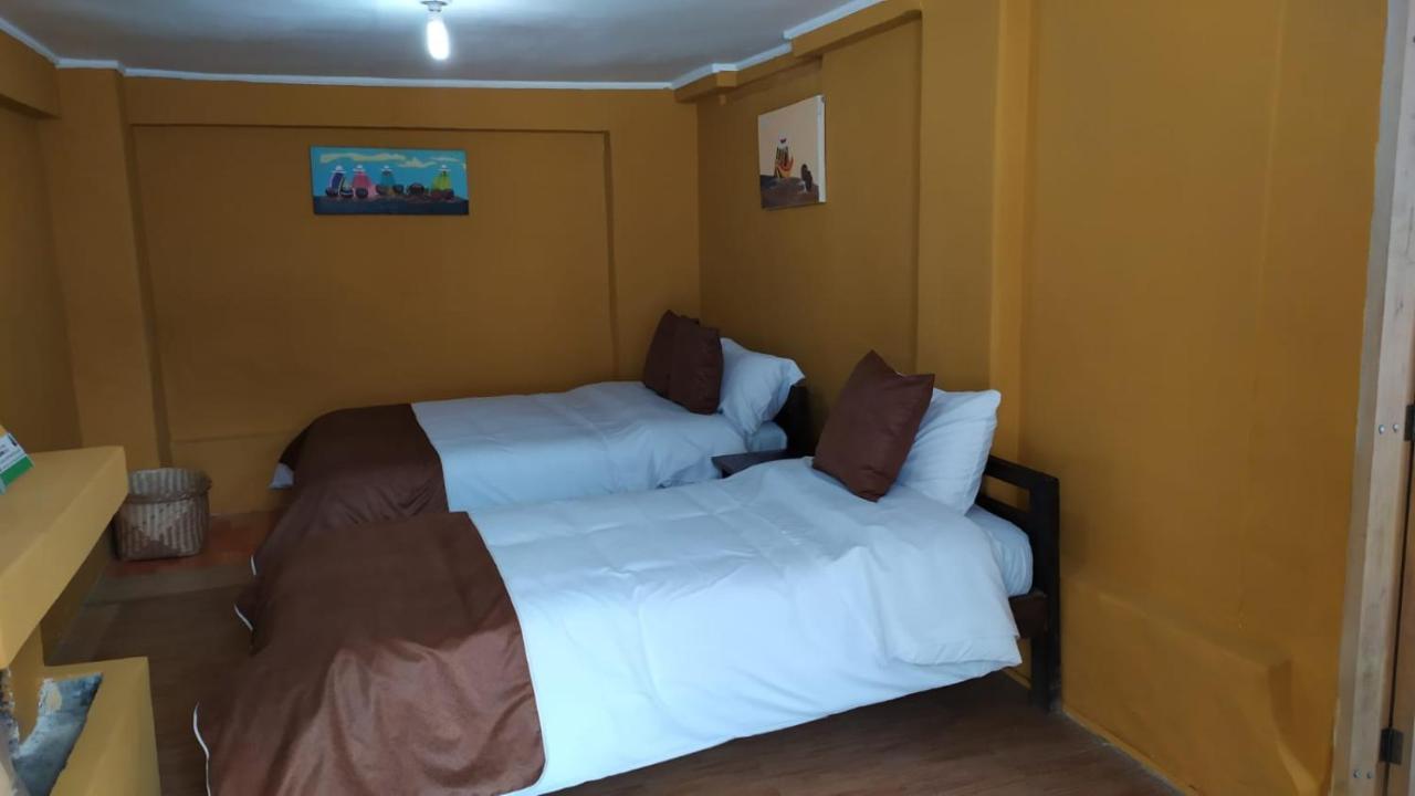 Galapagos Natural Life Hostel Quito Exterior photo